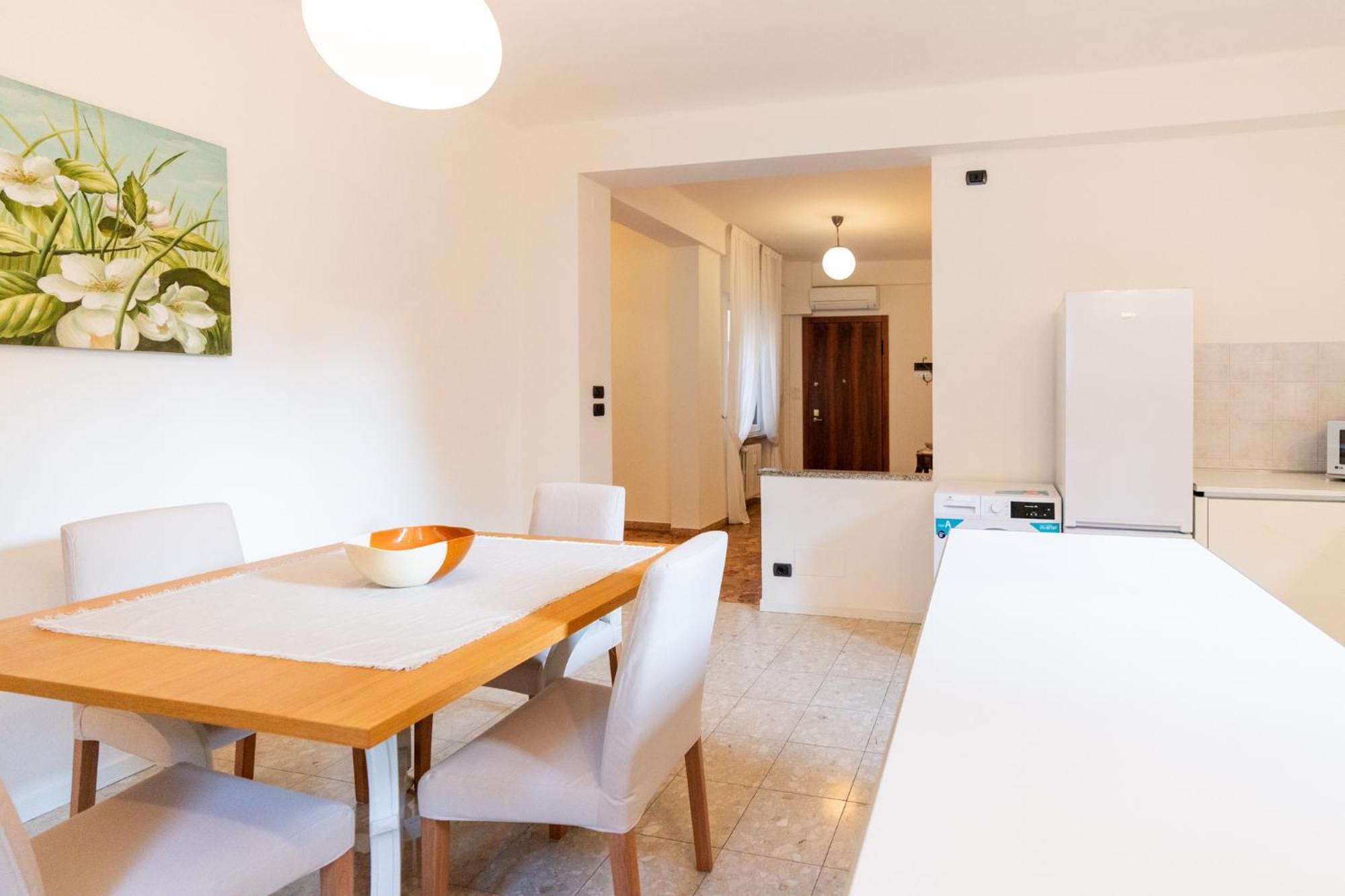 Domus Verona - Elegante Residenza Con Affaccio Su Porta Leoni Habitación foto