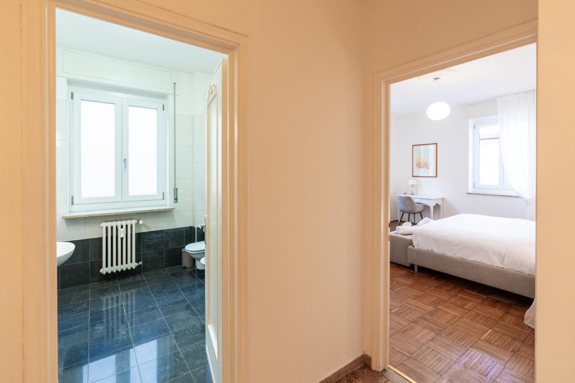Domus Verona - Elegante Residenza Con Affaccio Su Porta Leoni Habitación foto