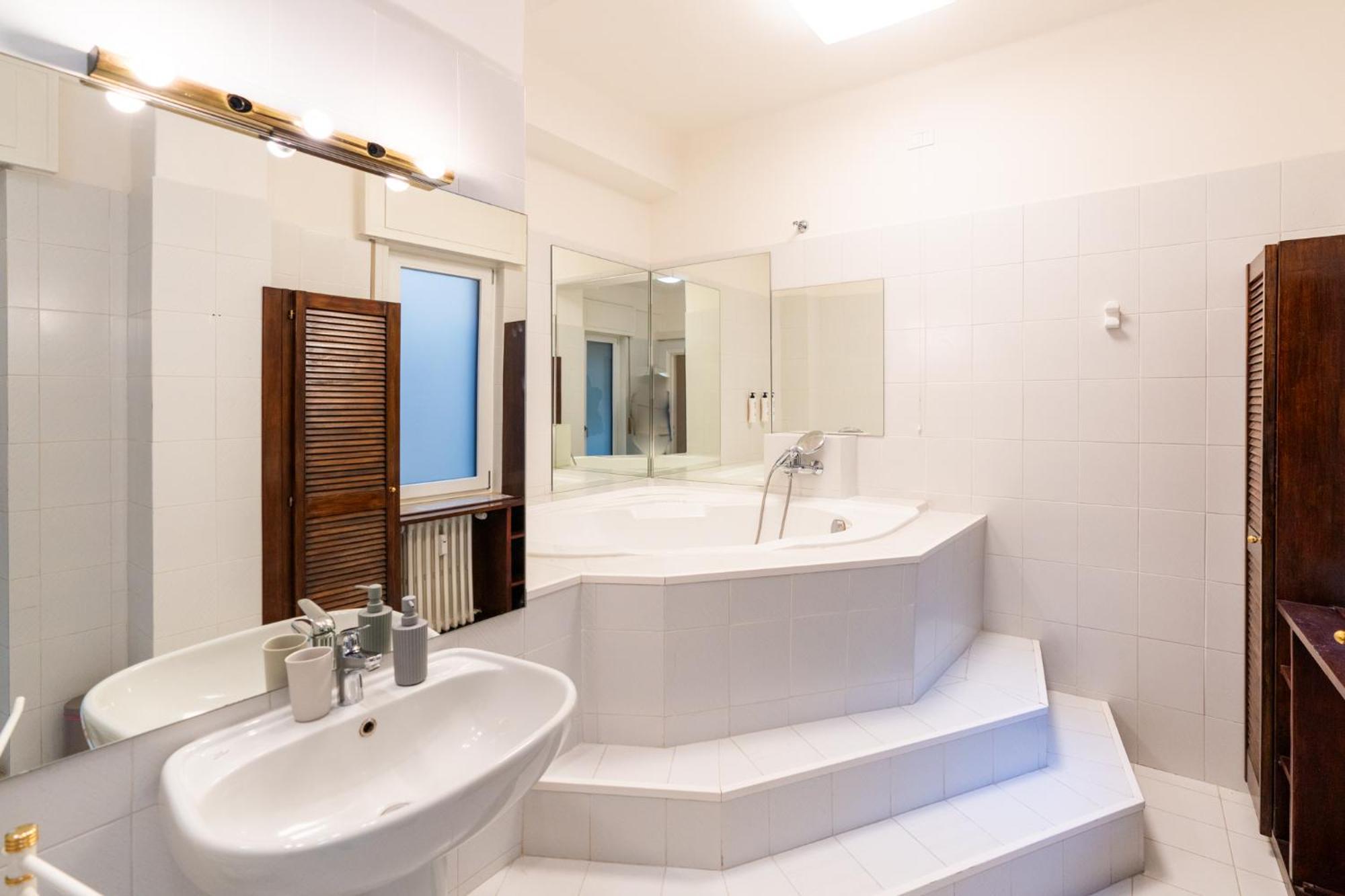 Domus Verona - Elegante Residenza Con Affaccio Su Porta Leoni Habitación foto