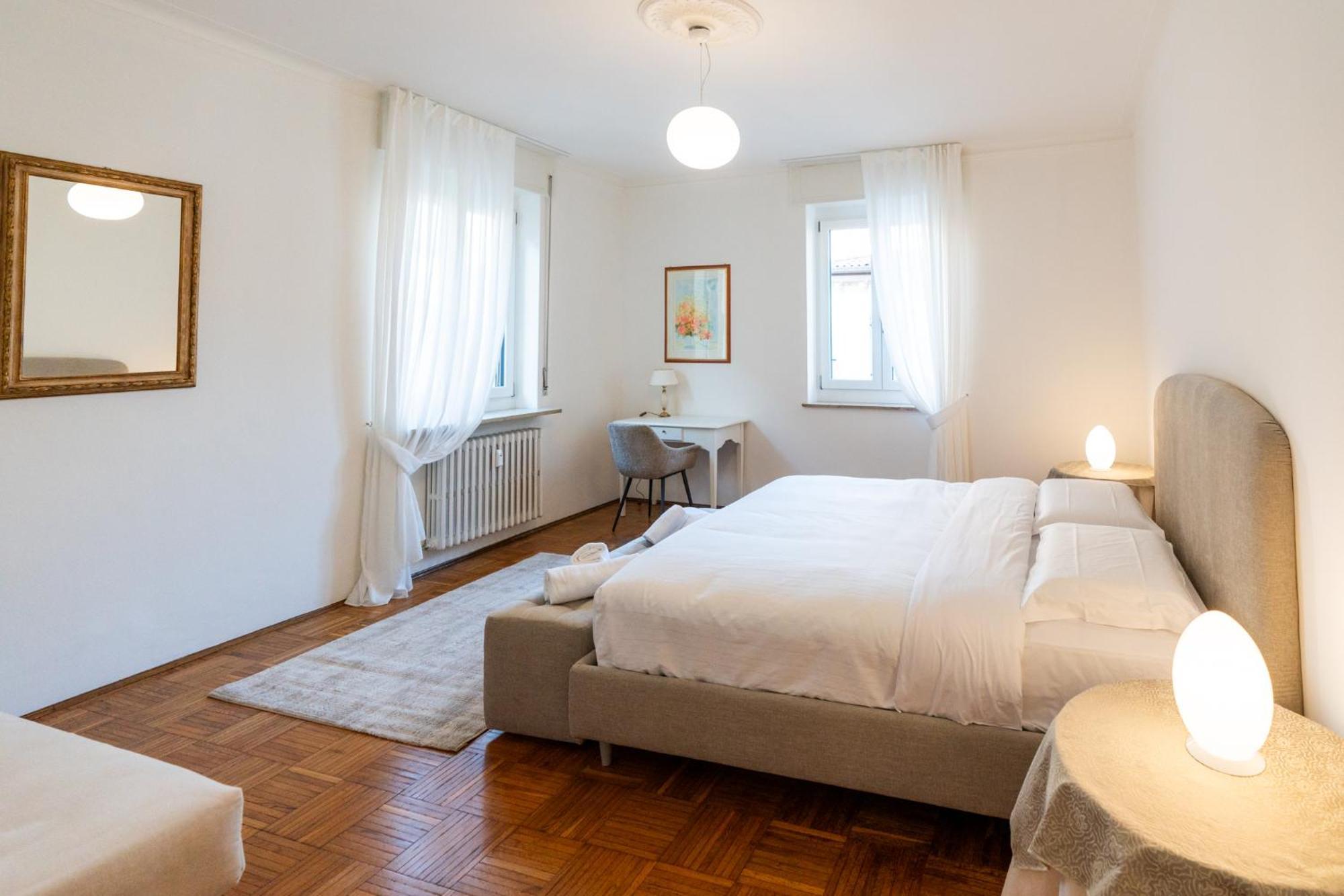 Domus Verona - Elegante Residenza Con Affaccio Su Porta Leoni Habitación foto